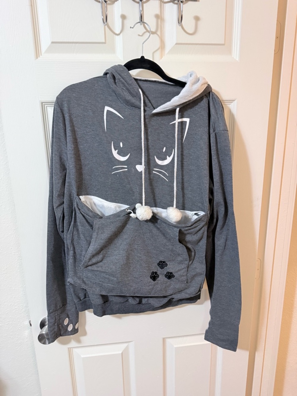 Cozy Cat Pocket Hoodie - Gray